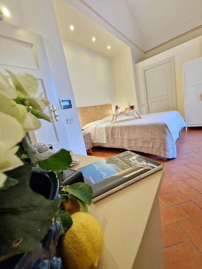 Palazzo Rosselmini Hotel Pisa Exterior photo